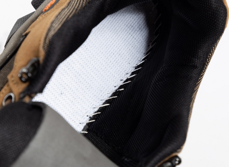 کفش کوهنوردی مدل 2102