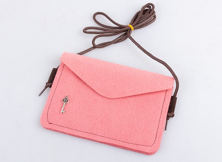 کیف کج نمدی