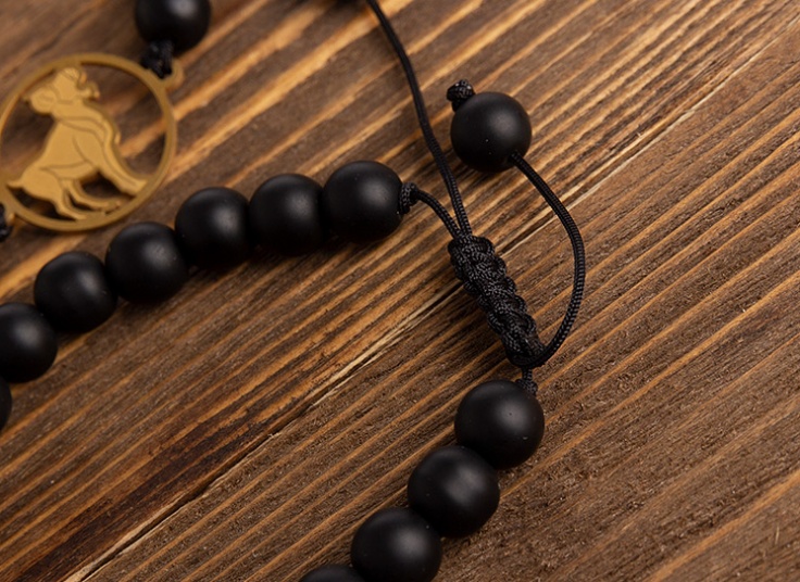 دستبند سنگی ماه تولد