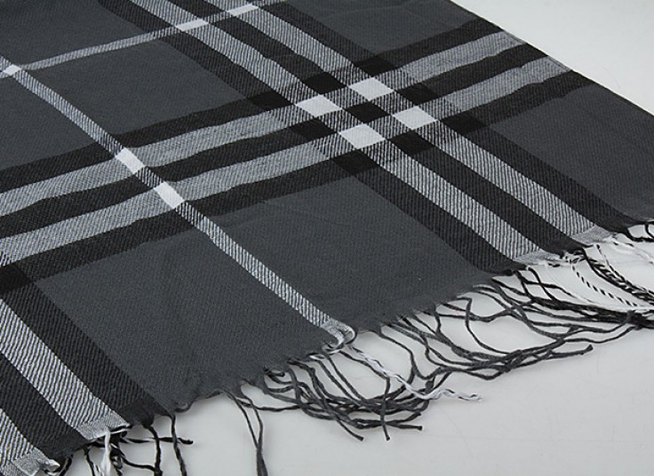 شال و روسری طرح Burberry