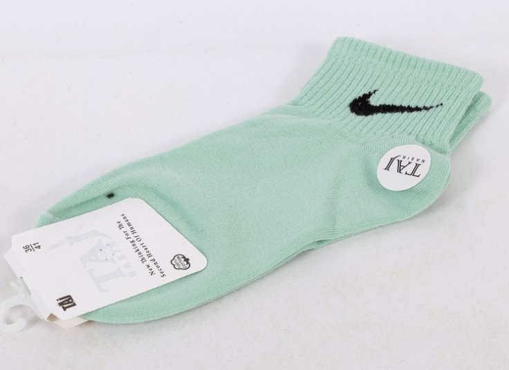 جوراب مچی طرح نایک TAJ