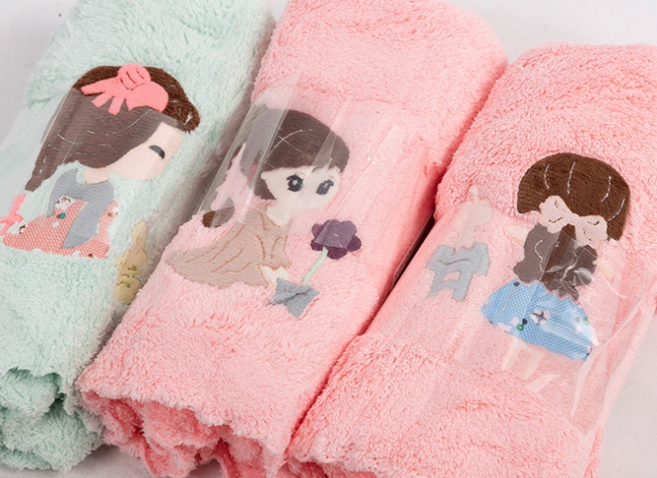 حوله پولیشی دخترانه