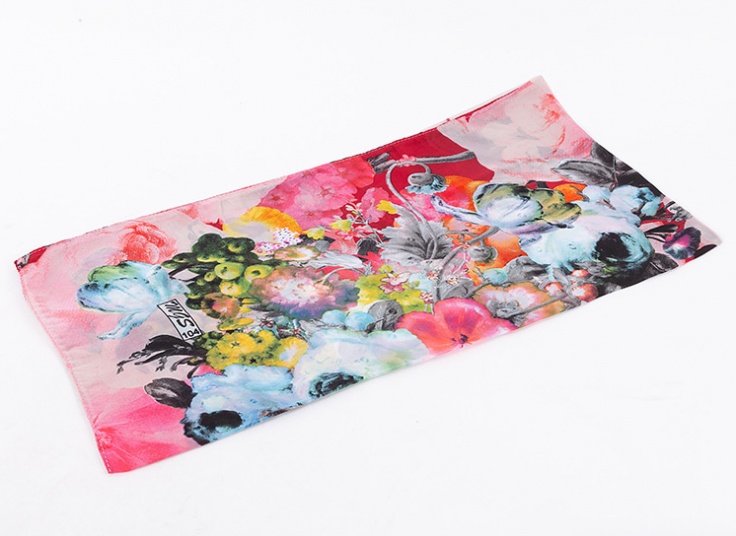 روسری چاپی طرح گل