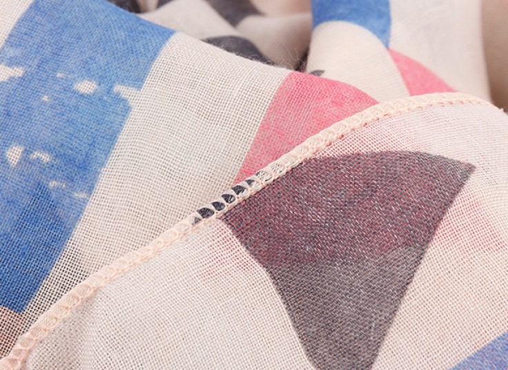 شال هندسی بهاره ZIBOO