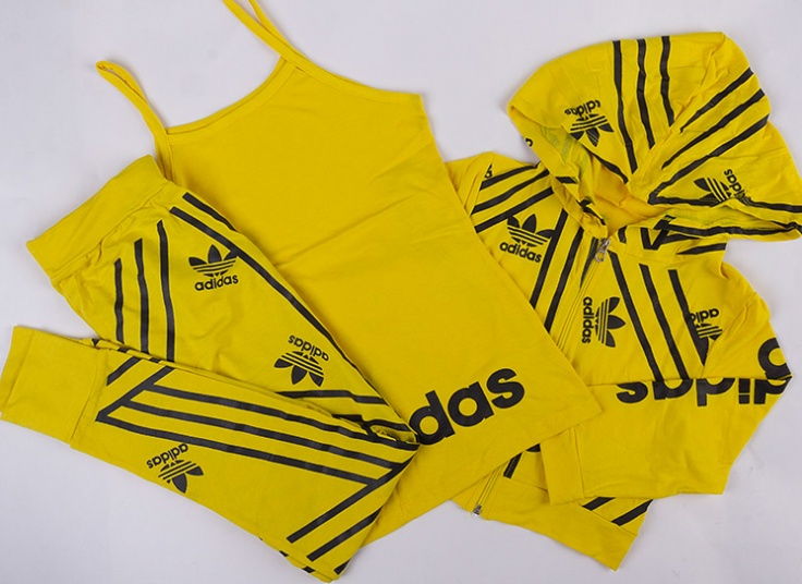 ست سه تکه لباس زنانه adidas