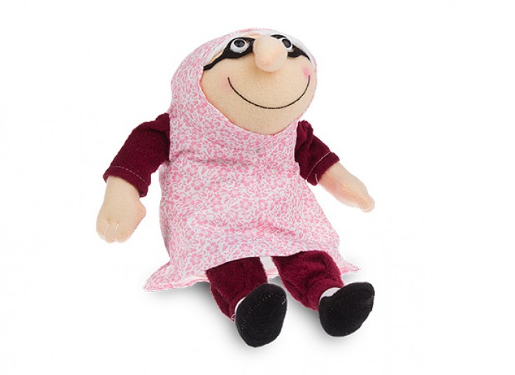 عروسک ننه قمر و خانواده