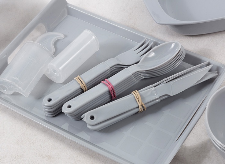 سرویس 42 پارچه مسافرتی Tak Plastik