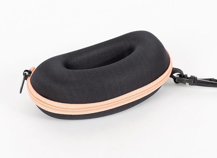 کیف عینک بند دار