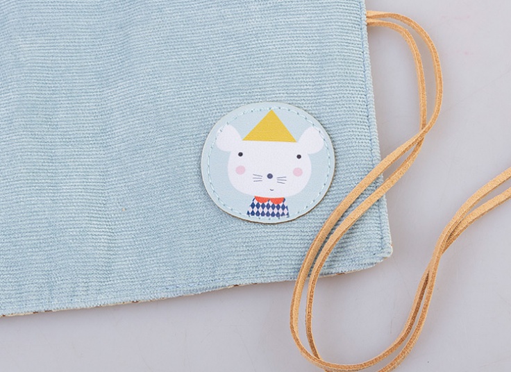 جامدادی رولی Glad