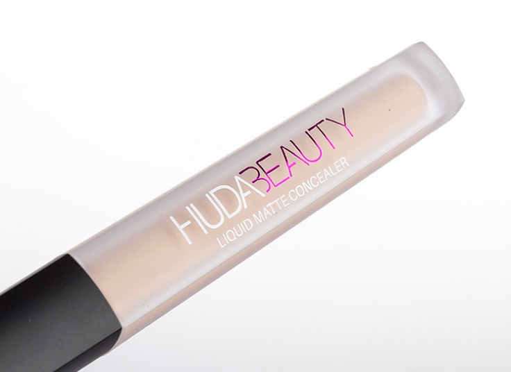کانسیلر مایع Huda Beauty