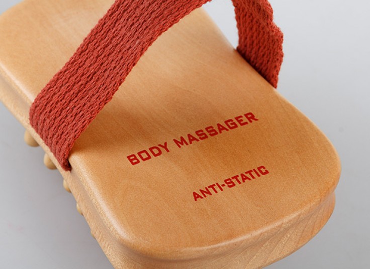 ماساژور چوبی بدن