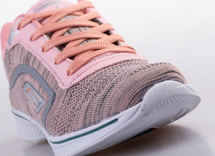 کتانی زنانه طرح Skechers مدل GO CITY