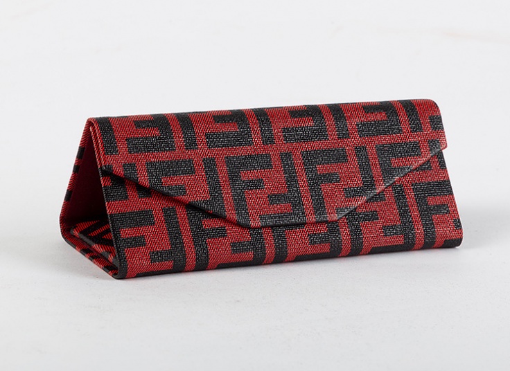 کیف عینک مثلثی مدل تاشو