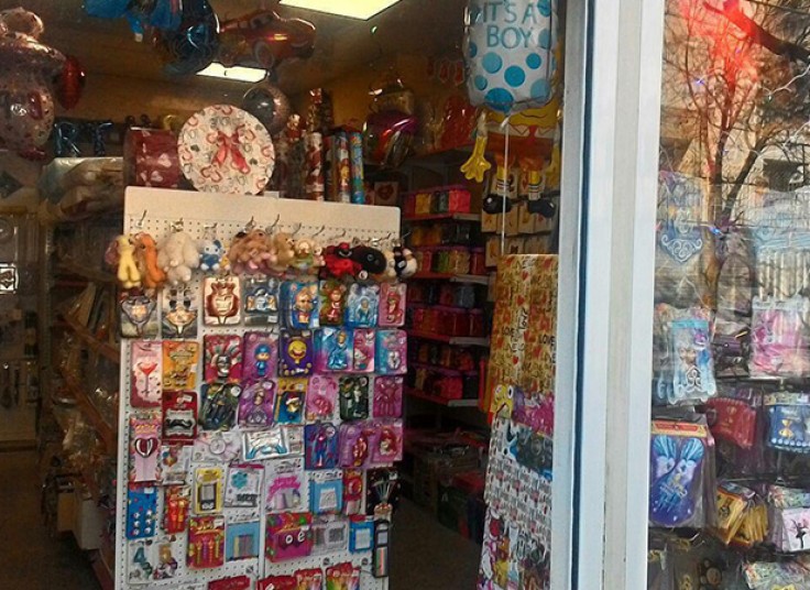 انواع تم تولد در فروشگاه لاله