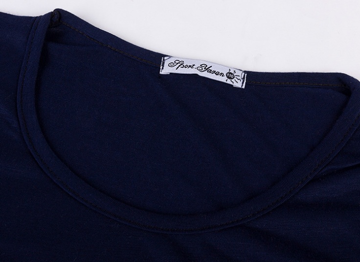 تیشرت زنانه گلدوزی شده Petal