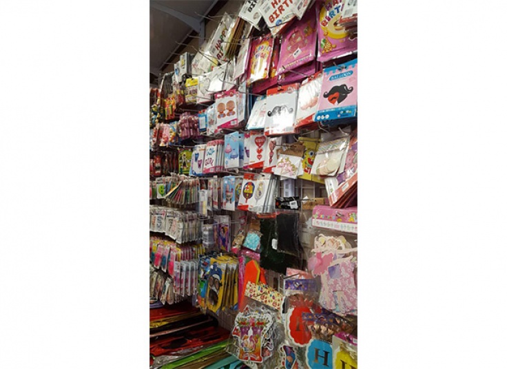 انواع تم تولد در فروشگاه لاله