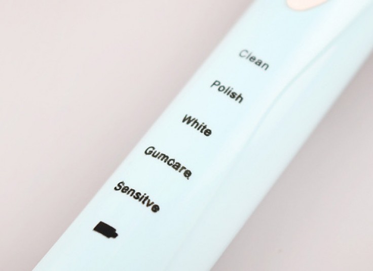 مسواک ویبره دار SONICARE