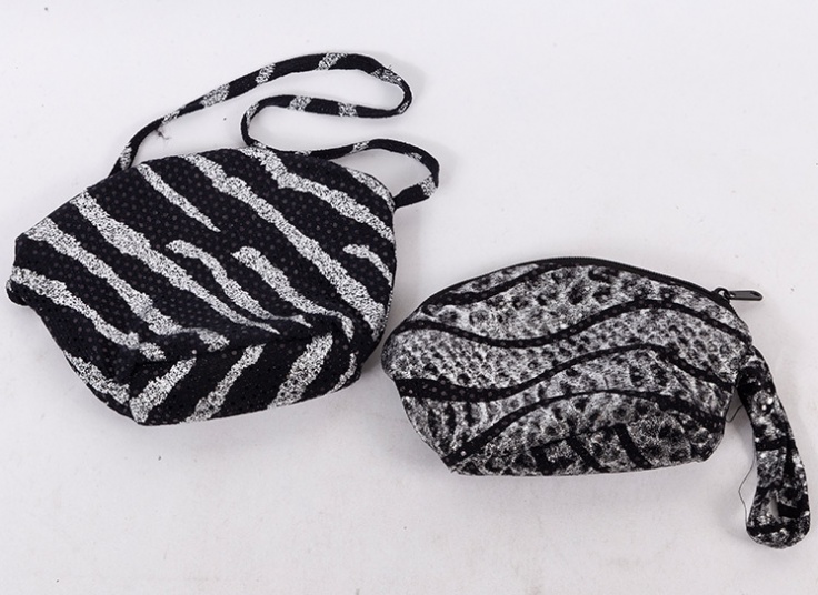 کیف لوازم آرایش و لوازم شخصی