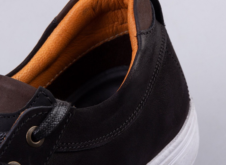 کفش چرم طبیعی مردانه Clarks