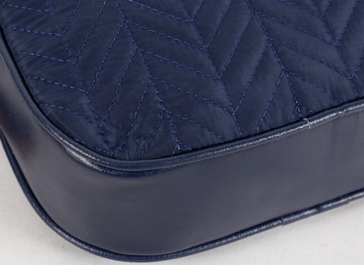 کیف پاسپورتی طرح Chanel