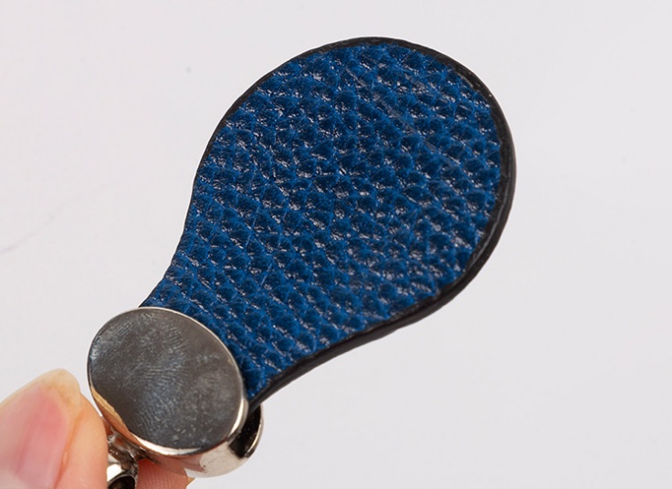 جا کلیدی چرم