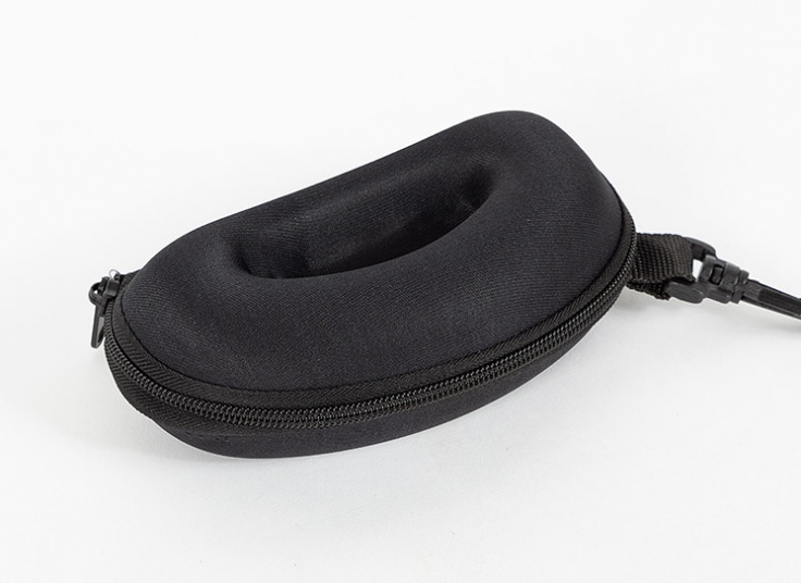 کیف عینک بند دار