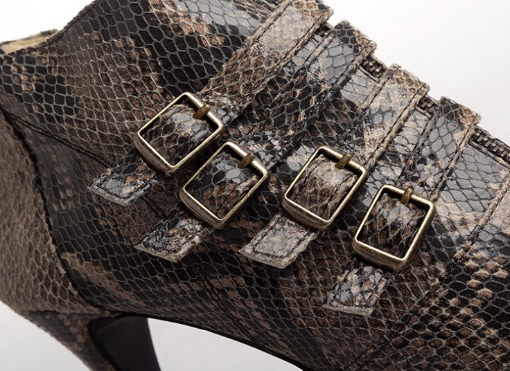 نیم بوت پاشنه دار زنانه COMPAGNA