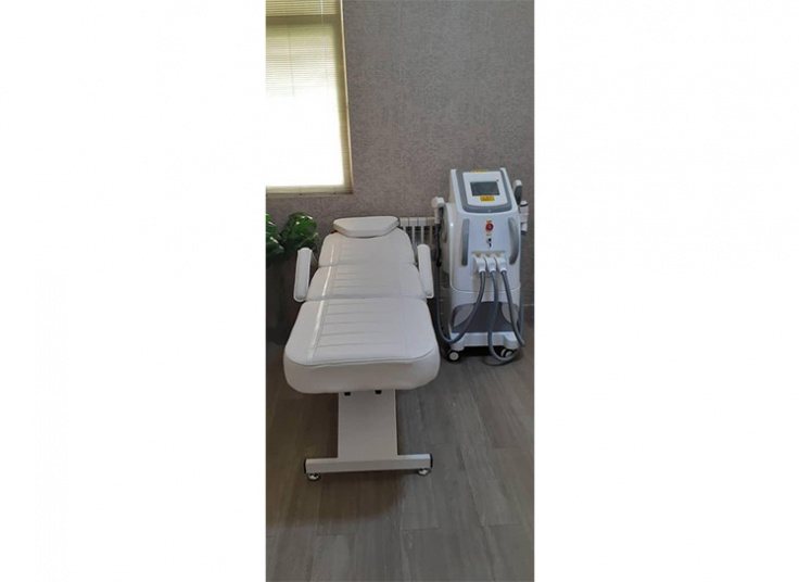 اتو صورت در کلینیک ظفر