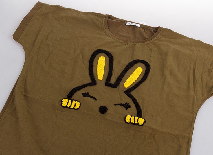 تیشرت طرح برجسته زنانه Madook