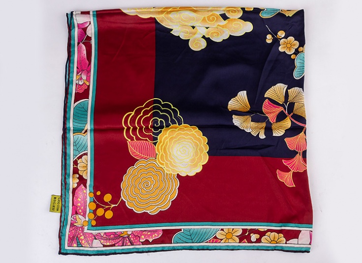 انواع روسری طرحدار زنانه