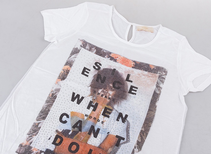 تیشرت زنانه طرح pull and bear