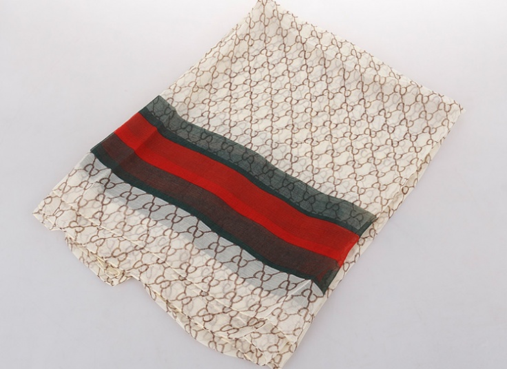 شال حریر زنانه طرح Louis Vuitton