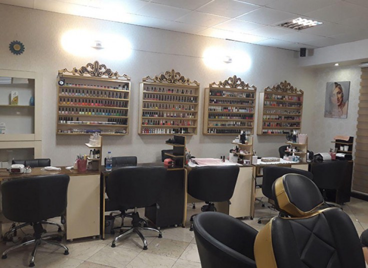 خدمات ناخن در سالن نینا