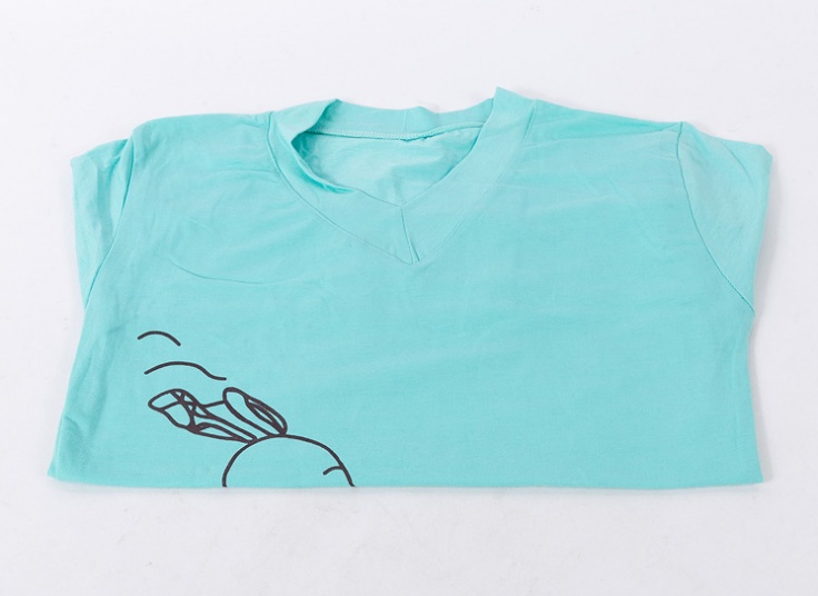 تیشرت زنانه طرح Snoopy