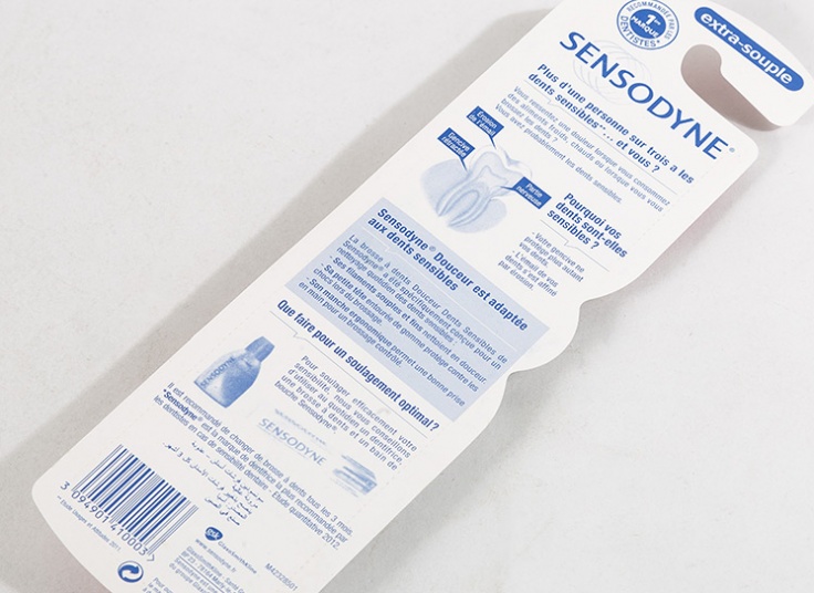 مسواک SENSODYNE مدل Douceur Dents Sensibles