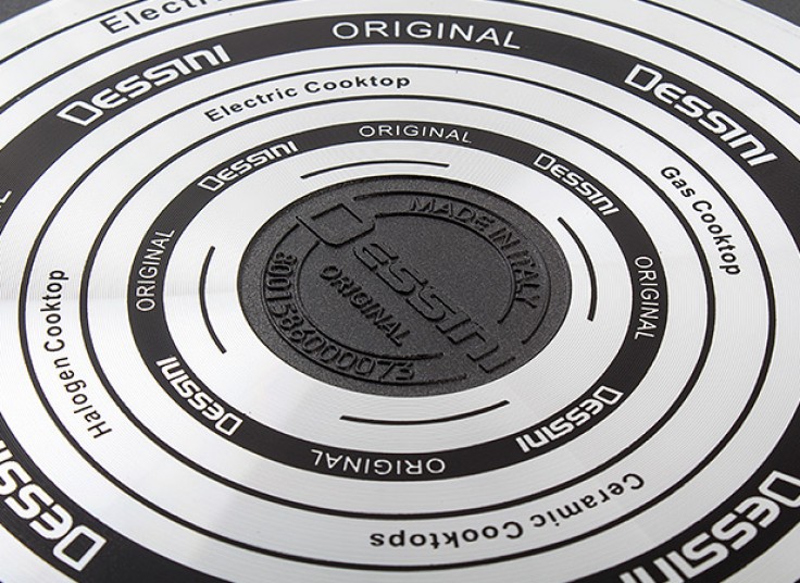 سرویس 21 پارچه چدنی Dessini