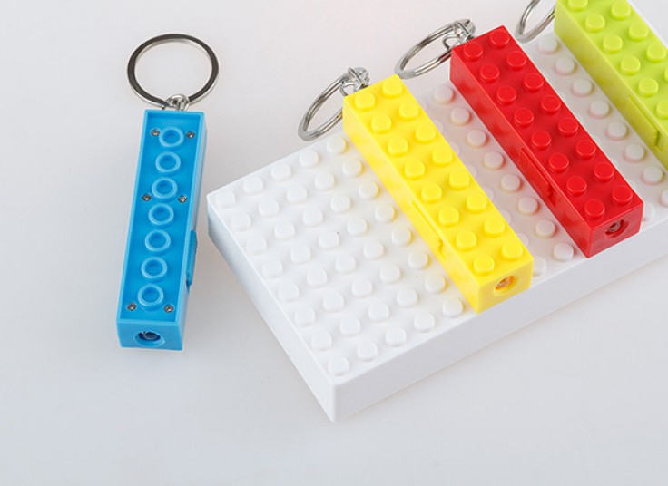 جا کلیدی دیواری طرح LEGO