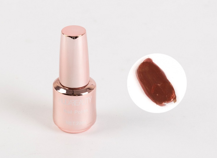 لاک ناخن Huda Beauty