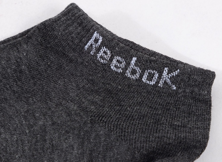 جوراب مچی طرح Reebok