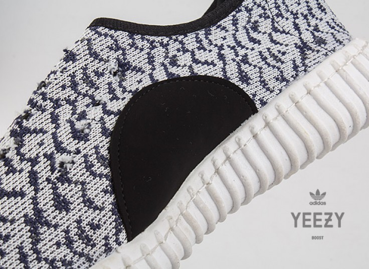 کفش زنانه و مردانه YEEZY