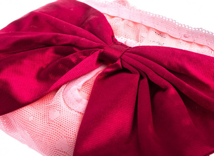 لباس زیر پاپیونی Nos bra