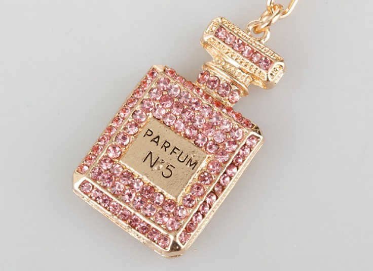 آویز کلید کریستالی طرح Channel