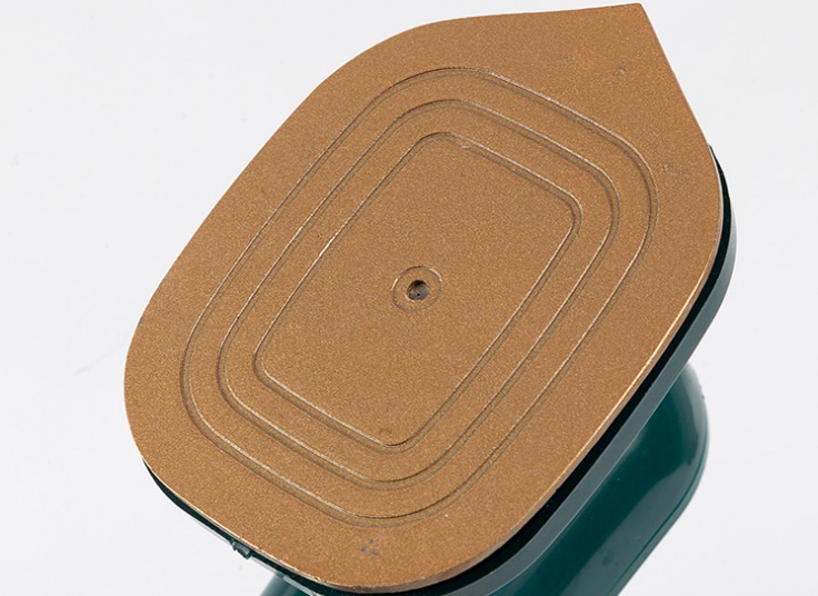 اتو لباس مسافرتی