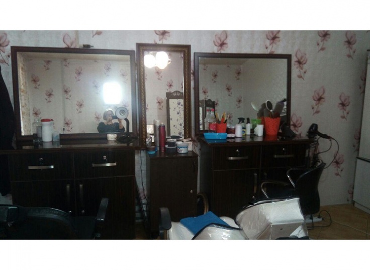 آموزش خودآرایی در سالن زیبایی رویا