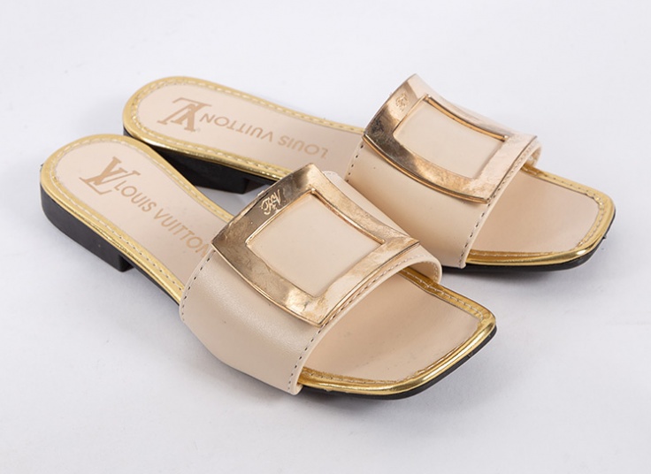 صندل زنانه طرح LV