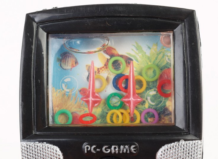 بازی دستی aqua