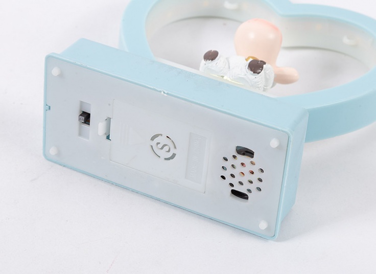 چراغ خواب عروسکی