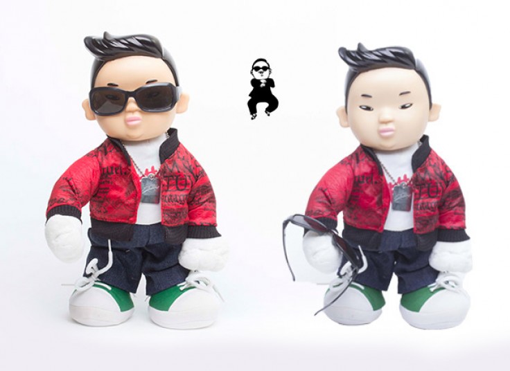 عروسک Gangnam Style