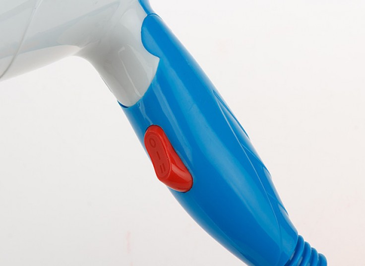 سشوار مسافرتی Nova