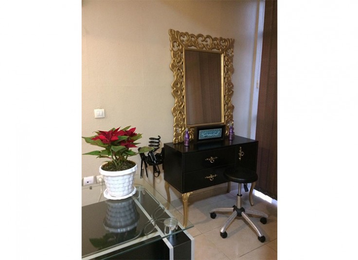 پاکسازی و ماساژ صورت آرومانا